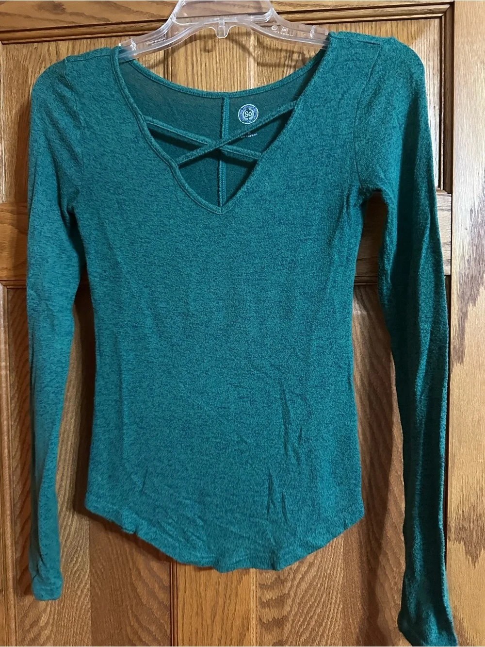 SO Women's Long Sleeve Crisscross V-Neck Top - Teal Green